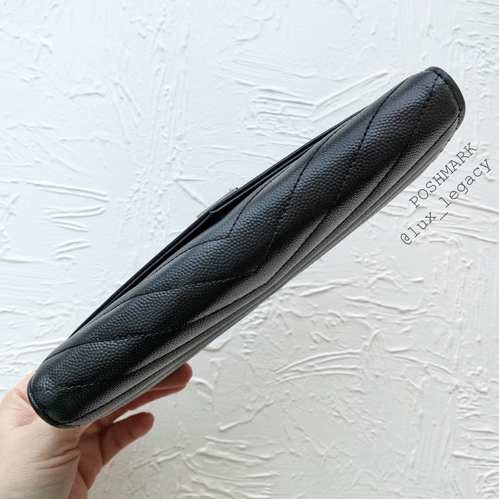 Yves Saint Laurent wallet - Picture 12 of 13